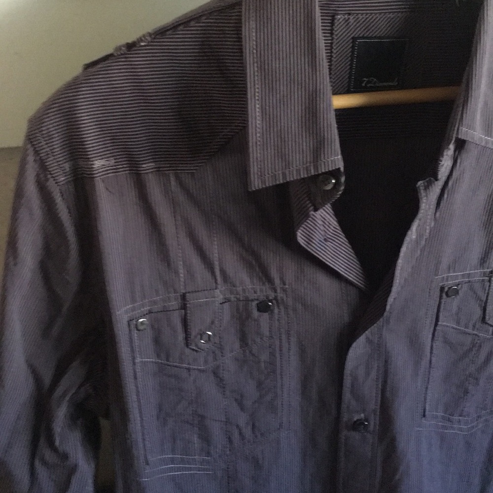 Button down shirt - Picture 4 of 4